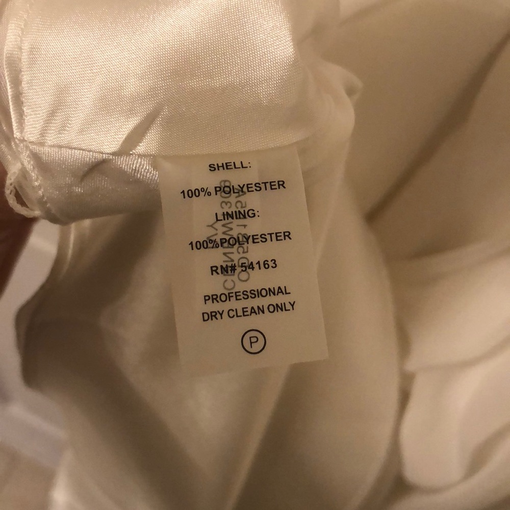 FLASH SALE! 🔥White Calvin Klein Dress Size 4 - Picture 7 of 8